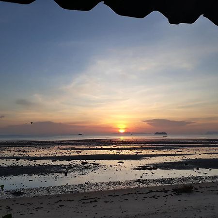 The Dreamcatcher Hostel Nathon Samuisunset Exterior photo